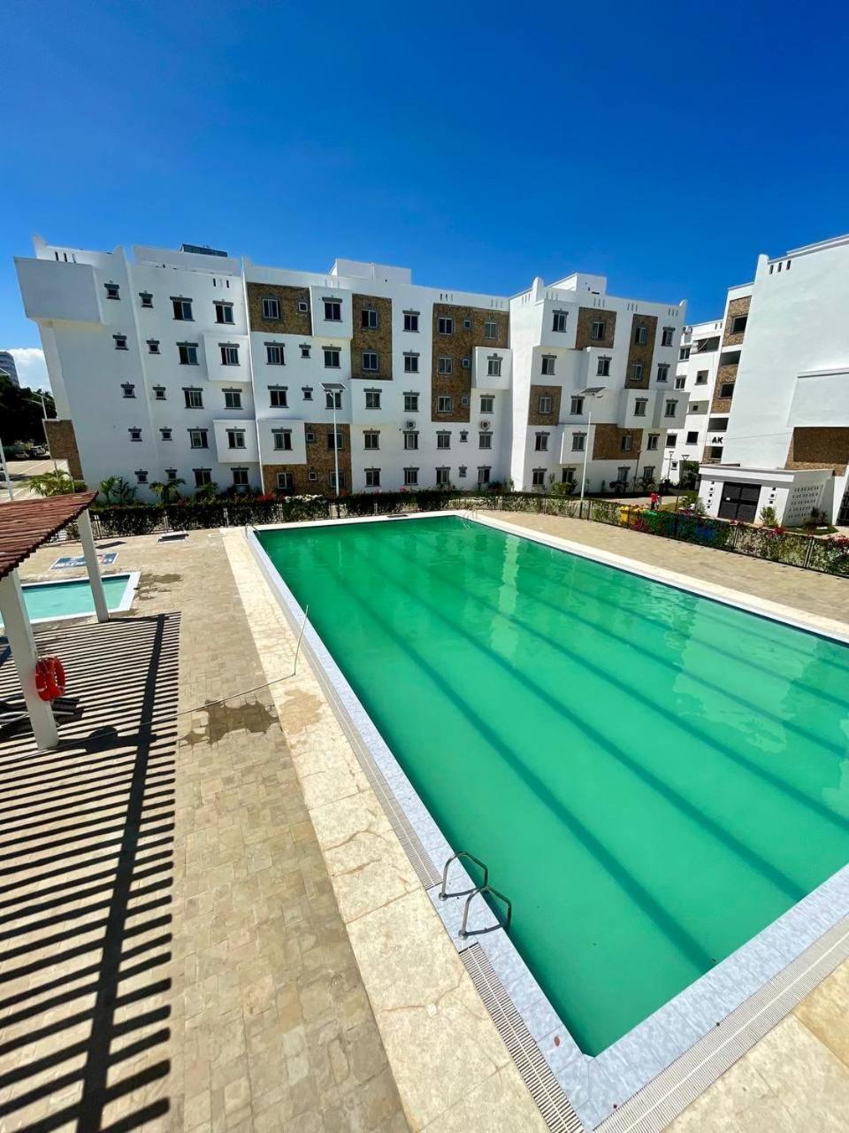 Buxton Luxury * Mombasa